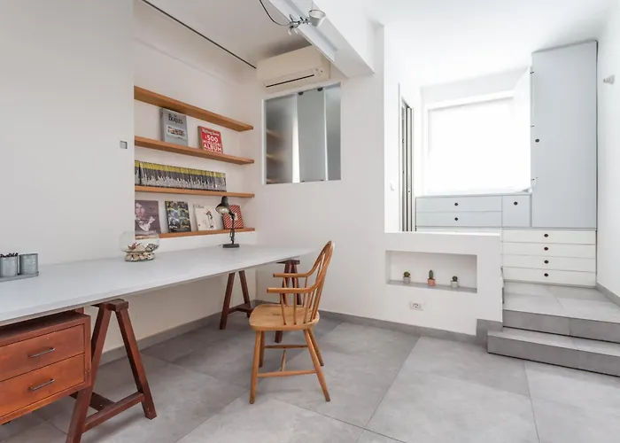 Appartement Flaminio Historic Charm And Modern Flair Rome